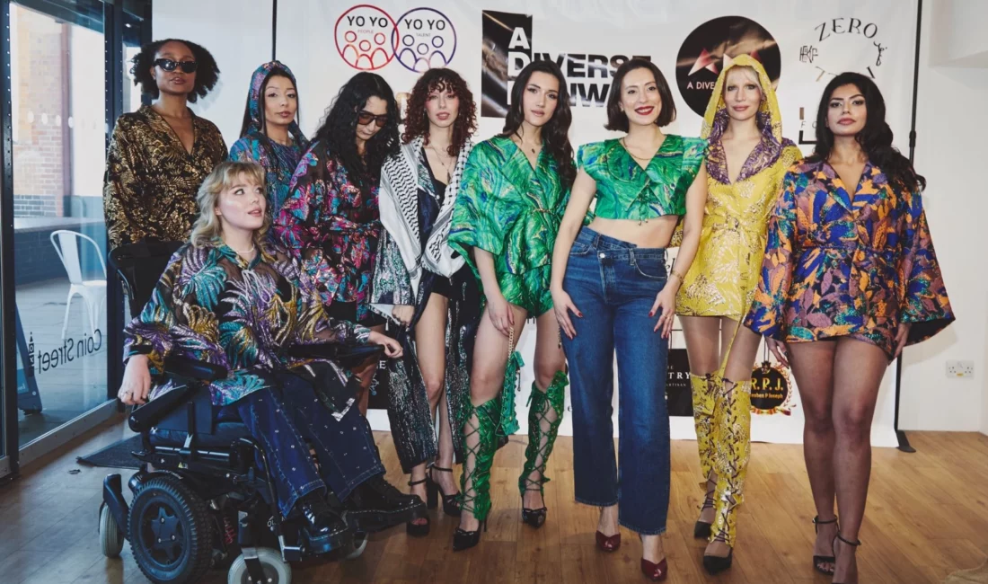 Londra Moda Haftası kapsamında ikonik OXO Gallery’de düzenlenen programa katılan