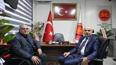 Malatya Büyükşehir Belediye Başkanı Sami Er, Ankara Esnaf Çarşısı’nda faaliyet