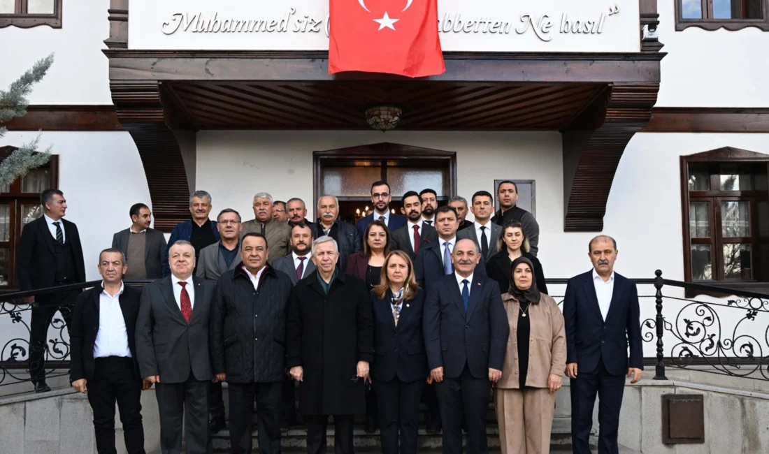 Ankara Büyükşehir Belediye Başkanı Mansur Yavaş, Kalecik’te düzenlenen Hamsi Şöleni’nde