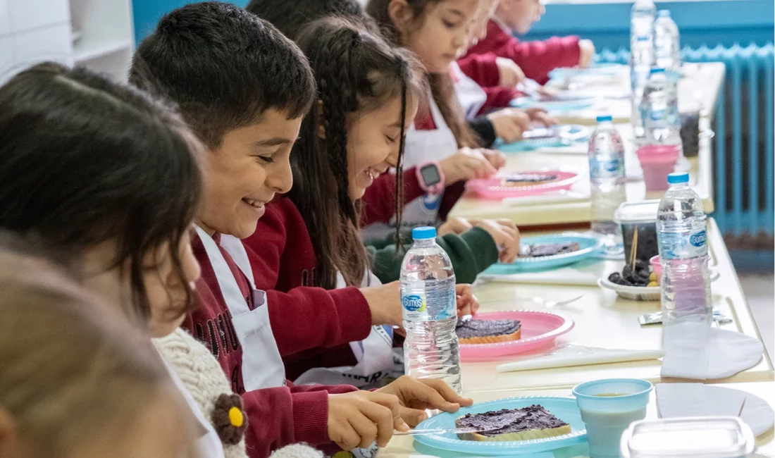 Türkiye’nin zeytin ve zeytinyağı sektöründeki öncü kuruluşlarından Marmarabirlik, sağlıklı nesiller