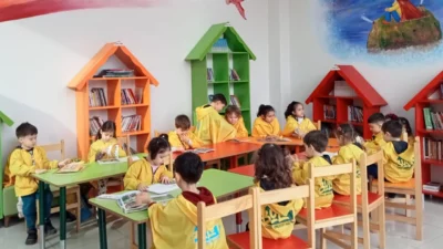 İZGİM’i ziyaret eden Bulut Anaokulu öğrencileri, kitaplarla buluştu, atölyeleri gezdi