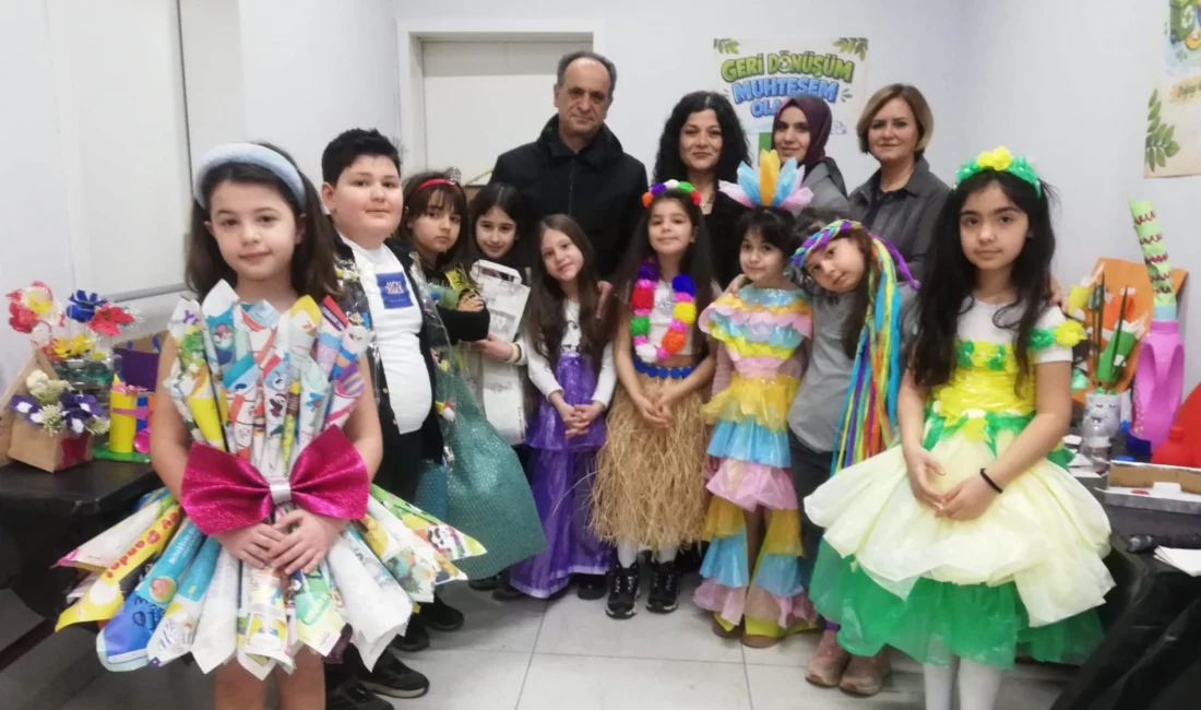 Bursa'nın Mudanya ilçesinde Şehit Tunahan Yavuz İlkokulu 2. sınıf öğrencileri,