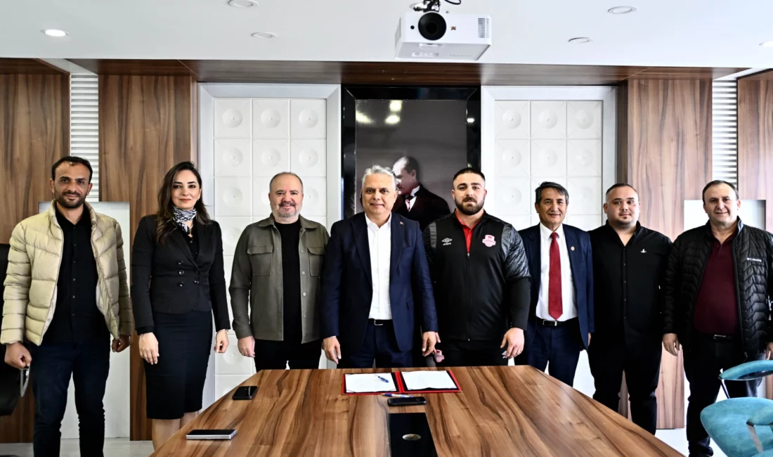 Yağlı Güreş Ligi’nin 3 yıldır kesintisiz şampiyonu Muratpaşa Belediyesi, 25