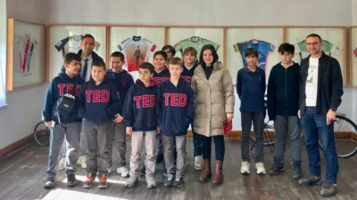 Nilüfer Belediyesi, Ertan Ayçetin Bisikletevi’nde ağırladığı TED Bursa Koleji VeloTED