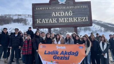 Samsun Büyükşehir Belediyesi’nin “Petek Genç” gezi programları kapsamında düzenlediği Akdağ