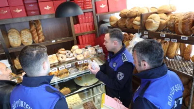 Konya Büyükşehir Belediyesi Zabıta Dairesi ekipleri, Ramazan ayı öncesinde gıda