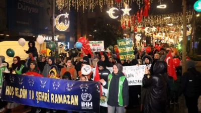 Kocaeli Büyükşehir Belediyesi, 11 Ayın Sultanı Ramazan’ı kentte büyük bir