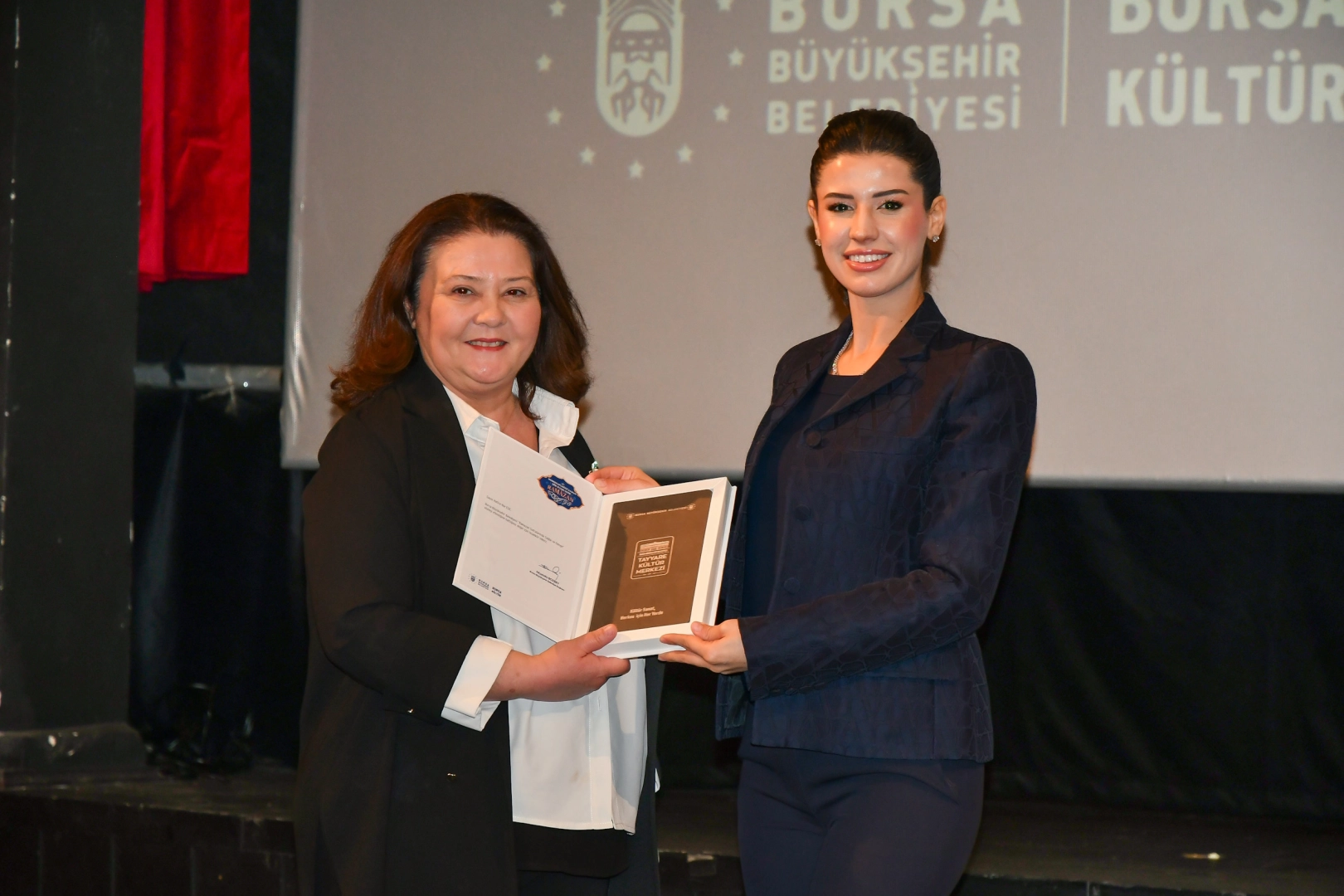 Bursa Büyükşehir Belediyesi tarafından Ramazan ayı etkinlikleri kapsamında düzenlenen söyleşide,