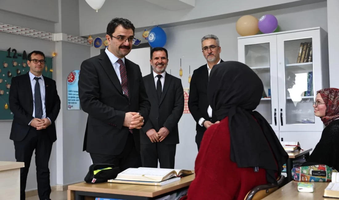 Millî Eğitim Bakanlığı Din Öğretimi Genel Müdürü Dr. Ahmet İşleyen,