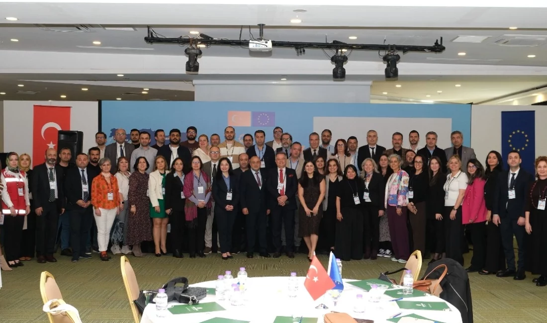 Manisa Büyükşehir Belediyesi’nin öncü rollerinden birini üstlendiği “Sivil Katılım Projesi”