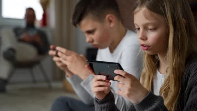 Kişisel Verileri Koruma Kurulu, çocukların kişisel verilerinin korunması amacıyla TikTok,