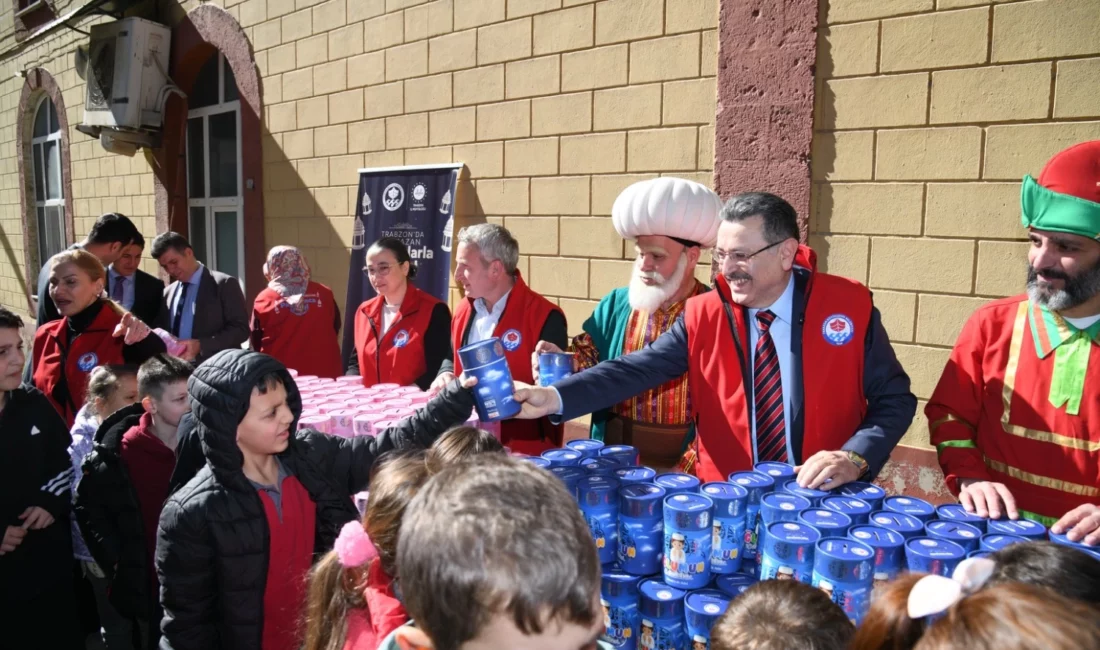 Trabzon Büyükşehir Belediye Başkanı Ahmet Metin Genç, Köprübaşı ilçesinde düzenlenen