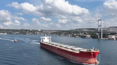 2025 yılında İstanbul Boğazı'ndan 40 bin 172, Çanakkale Boğazı'ndan 44