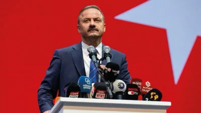 Anahtar Partisi Genel Başkanı Yavuz Ağıralioğlu, dış borç verilerinde yaşanan