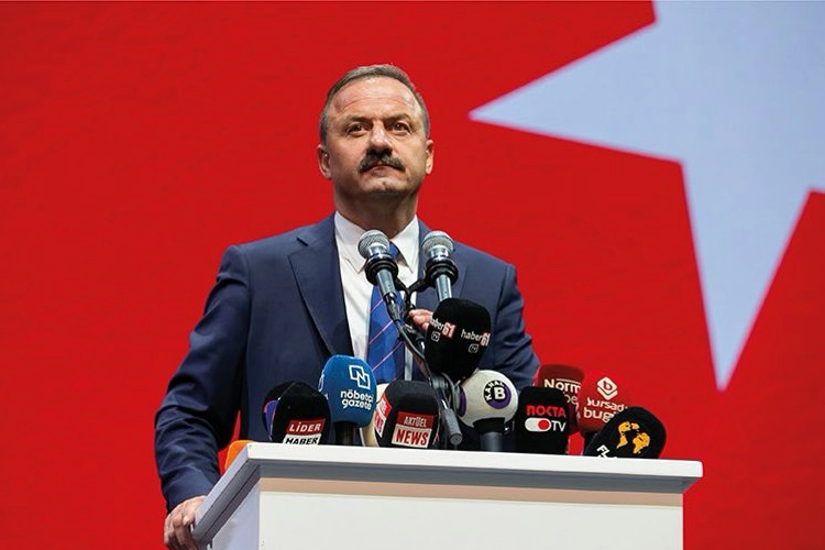 Anahtar Partisi Genel Başkanı Yavuz Ağıralioğlu, dış borç verilerinde yaşanan