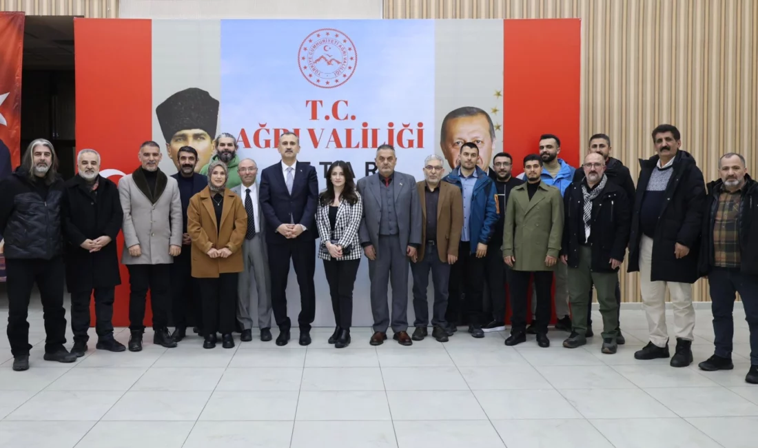 Ağrı Valisi Dr. Önder Bozkurt, ilde görev yapan ulusal ve