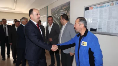 Ankara Büyükşehir Belediyesi, Çubuk’ta arıcılık yapan yetiştiricilere yönelik “Kışlatmadan İlkbahara