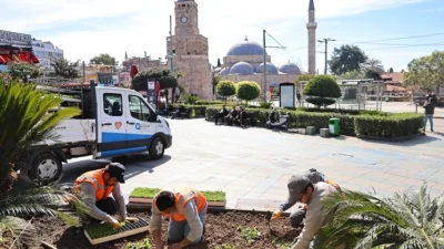 Antalya Büyükşehir Belediyesi, Antalya’yı baharın renkleriyle buluşturmaya hazırlanıyor. Belediyenin kendi