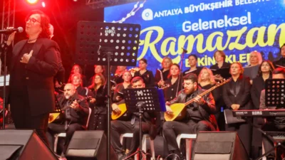 Antalya Büyükşehir Belediyesi tarafından düzenlenen Geleneksel Ramazan Etkinlikleri dolu dolu