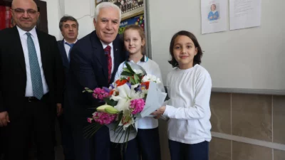 Bursa’da bir ilkokul öğrencisinin sınıf başkanlığı seçimlerinde verdiği söz gerçeğe