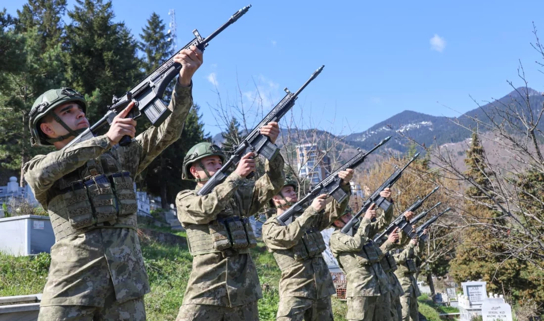 Artvin’de, 18 Mart Şehitleri Anma Günü ve Çanakkale Deniz Zaferi'nin