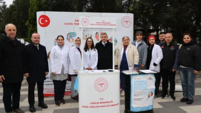 Artvin Valisi Turan Ergün, Yeşilay Haftası kapsamında Hopa’da yürütülen farkındalık