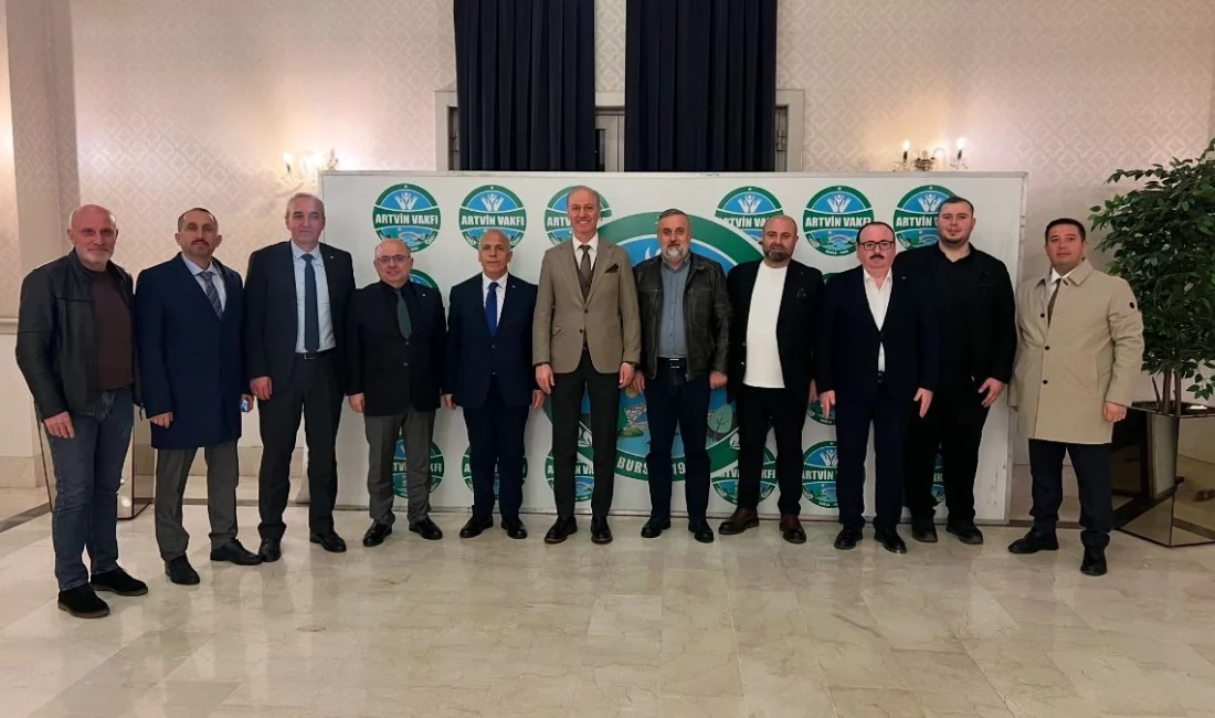 Bursa Artvin Vakfı’nın düzenlediği iftar programında yaklaşık 2 bin kişi