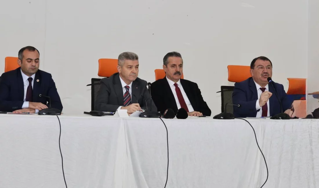 Artvin Valisi Turan Ergün ile AK Parti Artvin Milletvekili Faruk