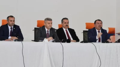 Artvin Valisi Turan Ergün ile AK Parti Artvin Milletvekili Faruk