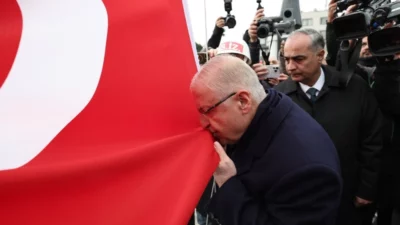 Milli Savunma Bakanı Yaşar Güler, 18 Mart Şehitleri Anma Günü
