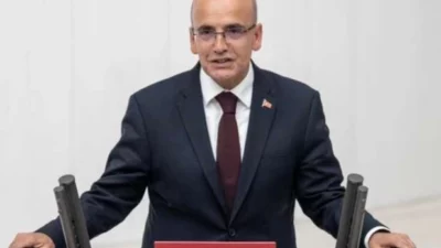 Türkiye ekonomisinin 2025'te yüzde 3,6 büyüdüğüne ilişkin verileri açıklayan TÜİK'in