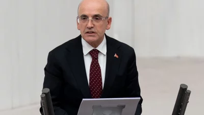 Hazine ve Maliye Bakanı Mehmet Şimşek, jeopolitik gelişmelerin ekonomiye etkisini