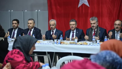 Ulaştırma ve Altyapı Bakanı Abdulkadir Uraloğlu ile Trabzon Büyükşehir Belediye