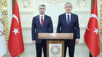 Aile ve Sosyal Hizmetler Bakan Yardımcısı Zafer Tarıkdaroğlu, Mardin Valiliği'ni