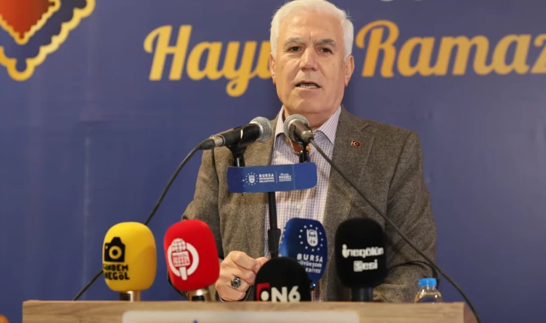 Bursa Büyükşehir Belediyesi’nin İnegöl ilçesinde düzenlediği iftar programında konuşan Başkan