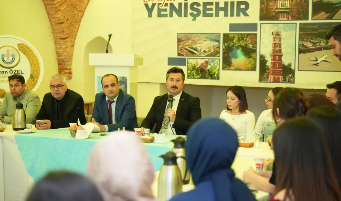 BUÜ İbrahim Orhan Meslek Yüksekokulu öğrencileriyle iftar sofrasında bir araya