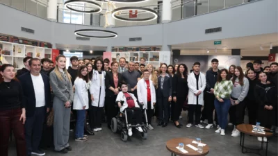 Nilüfer Belediye Başkanı Şadi Özdemir, “Çocukların Gözünden 14 Mart Tıp