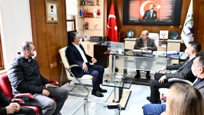 Antalya Muratpaşa Belediye Başkanı Ümit Uysal, Gazipaşa Kitap Fuarı kapsamında