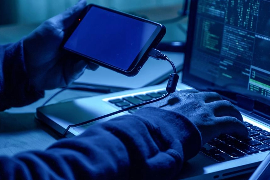 İleitşim Başkanlığı bünyesindeki Dezenformasyonla Mücadele Merkezi, bayram öncesi artan dolandırıcılık