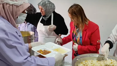 Pazaryeri ilçesinde Ramazan ayının manevi iklimi, aynı sofrada buluşan 400