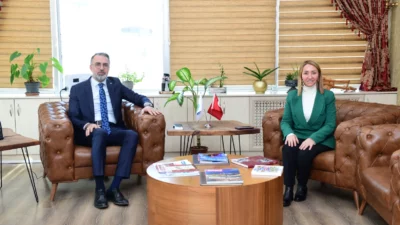 Bursa’nın Kestel Belediye Başkanı Ferhat Erol ile Bilecik’in Pazaryeri Belediye