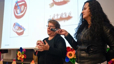 Bornova Belediyesi, ilkokul ve ortaokul öğrencilerine yönelik sağlıklı beslenme, hijyen,