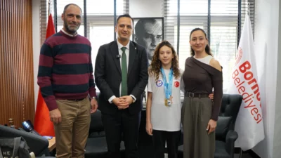 Ulusal ve uluslararası organizasyonlarda elde ettikleri başarılarla Bornova’nın adını gururla