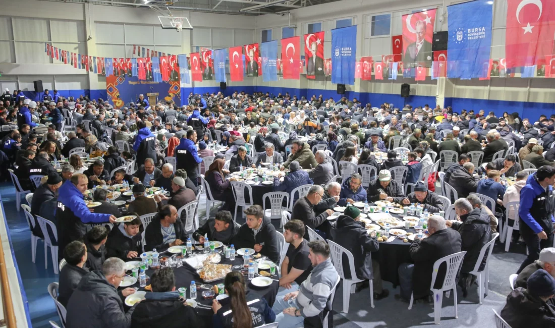 Ramazan ayının manevi iklimini kentin tümüne yayan Bursa Büyükşehir Belediyesi,