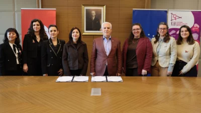 Bursa Büyükşehir Belediyesi, kadınların haklarına ilişkin bilgiye erişimini artırmak ve