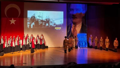 Bursa Valiliği tarafından düzenlenen programda, Çanakkale Zaferi’nin 111. yıl dönümü