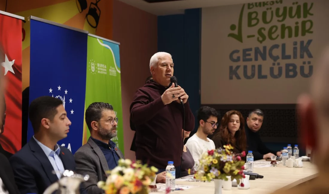 Bursa Büyükşehir Belediye Başkanı Mustafa Bozbey, Görükle Gençlik Merkezi’nde düzenlenen