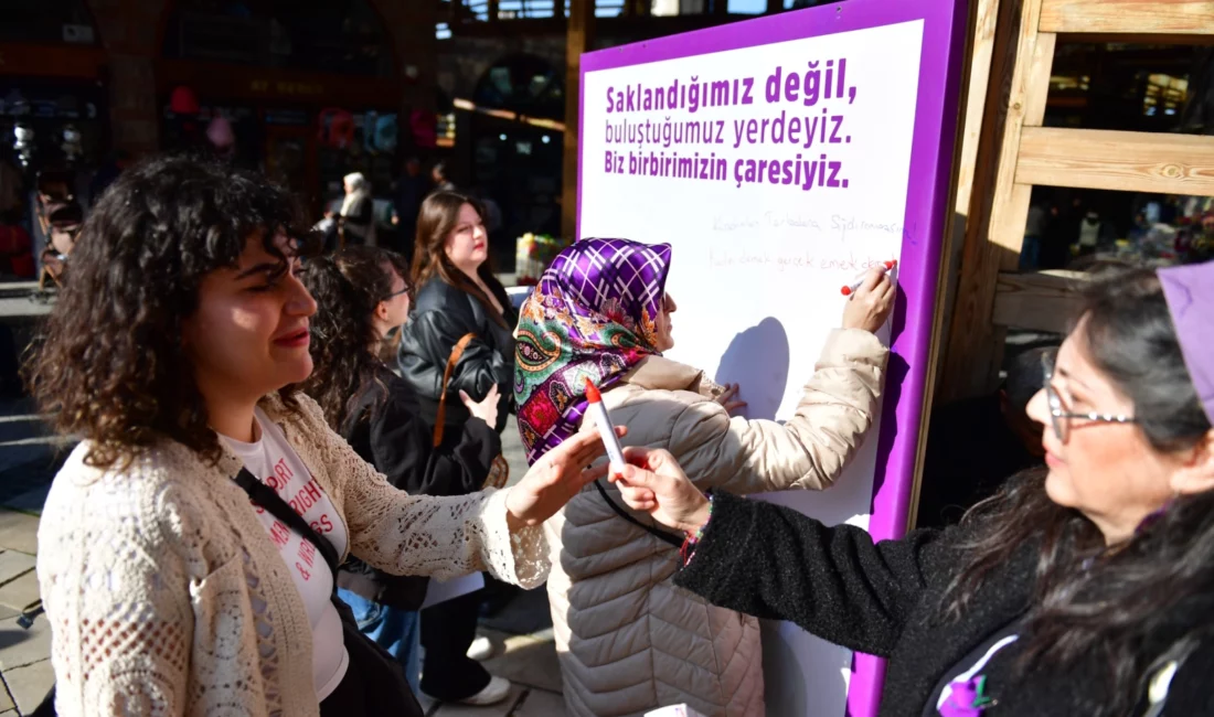 Osmangazi, Bursa ve Nilüfer Kent Konseyi Kadın Meclisleri öncülüğünde düzenlenen
