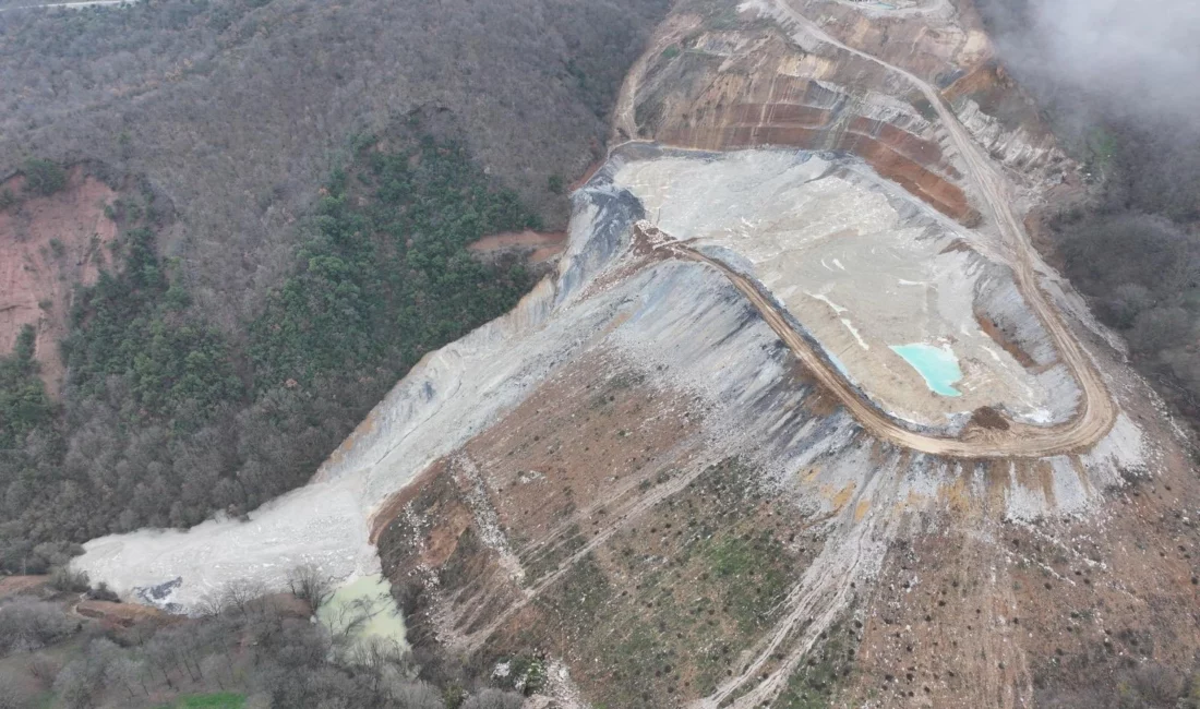 Bursa Yenişehir’e bağlı Kirazlıyayla’da maden işletmesinin atık havuzunun çökmesiyle oluşan