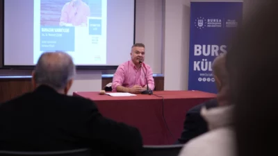 Bursa Büyükşehir Belediyesi'nin Ramazan ayı etkinlikleri kapsamında düzenlediği söyleşiye konuk